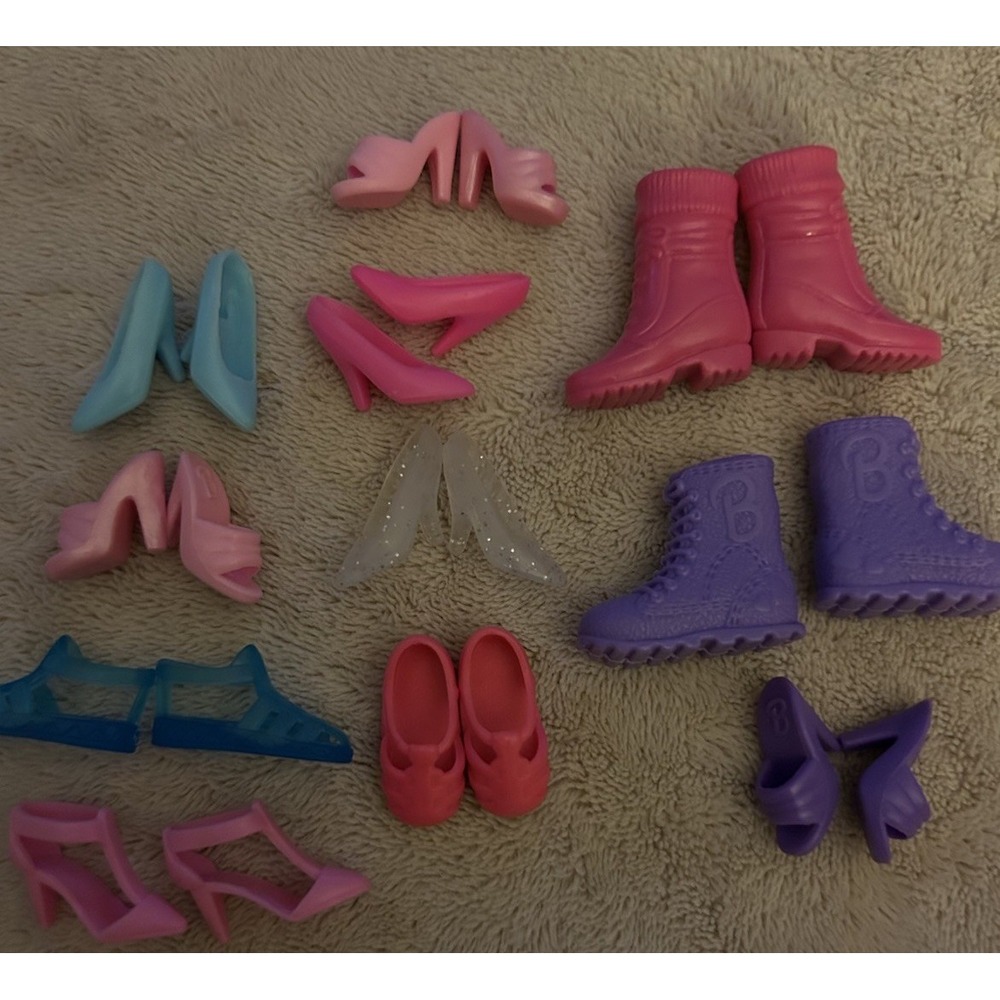 Vintage Mattel Lot Of 11 Shoes & Boots Barbie Lot 1